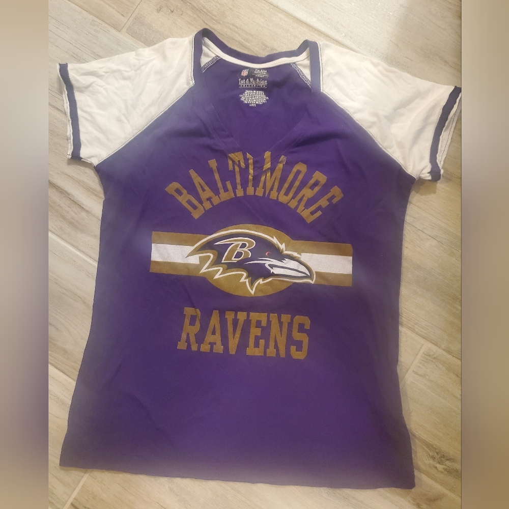 Baltimore Ravens NFL Raglan Sleeve Shirt Purple White Med Large Logo Football